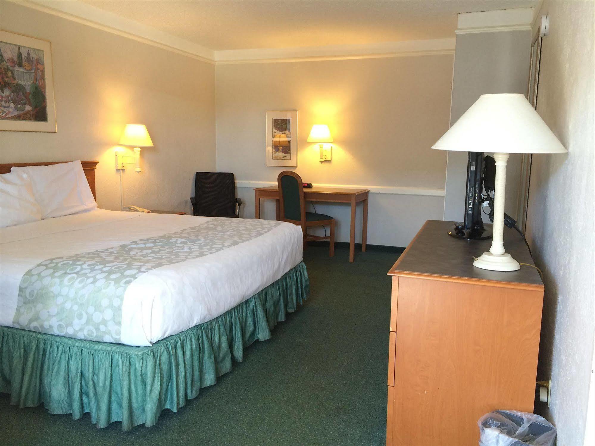 Hemp Inn Oklahoma City South Ngoại thất bức ảnh